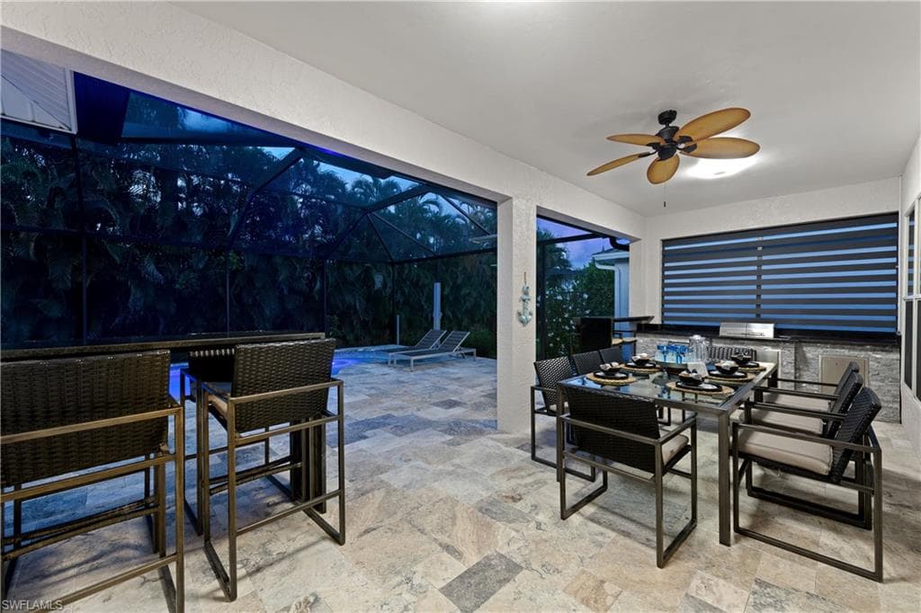 160 Stanhope CIR, NAPLES FL 34104-8