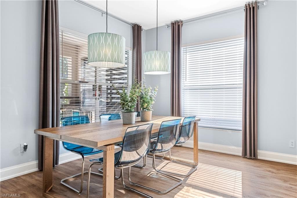 160 Stanhope CIR, NAPLES FL 34104-18