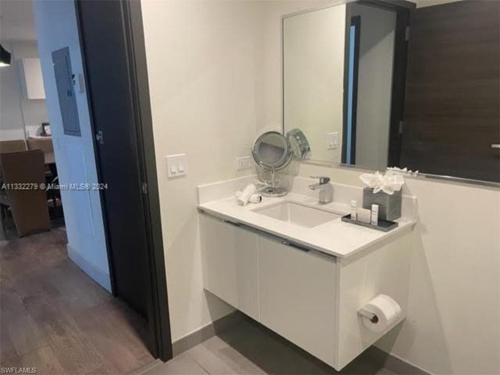 777 N OCEAN DR # N317, HOLLYWOOD FL 33019-17