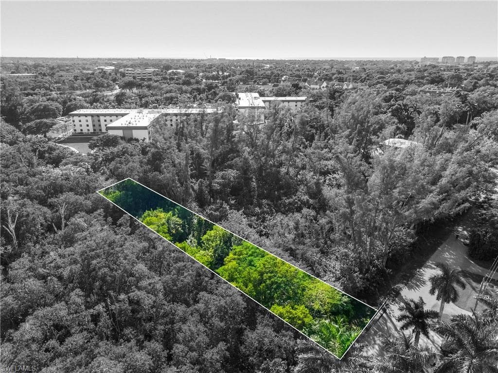 1552 Bembury DR, NAPLES FL 34102-10