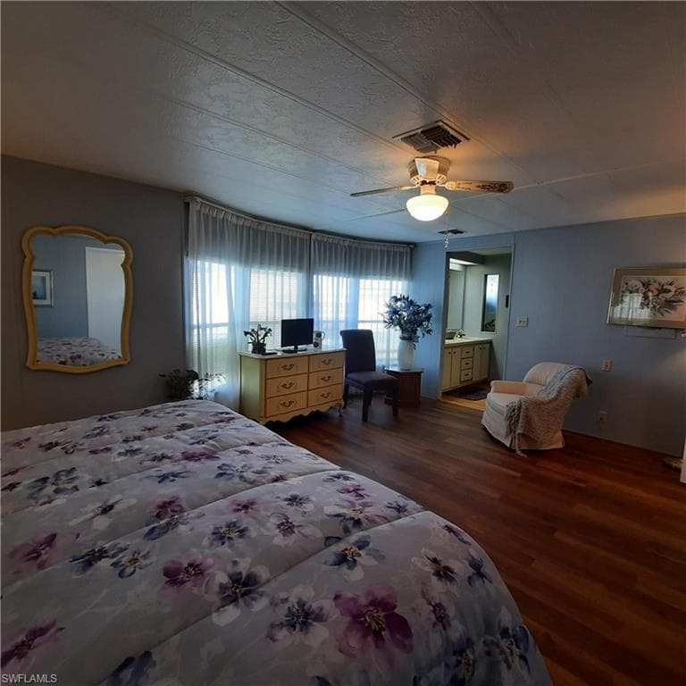 108 Snead DR, NORTH FORT MYERS FL 33903-17