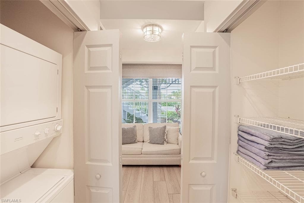 7885 Mahogany Run LN # 1512, NAPLES FL 34113-26