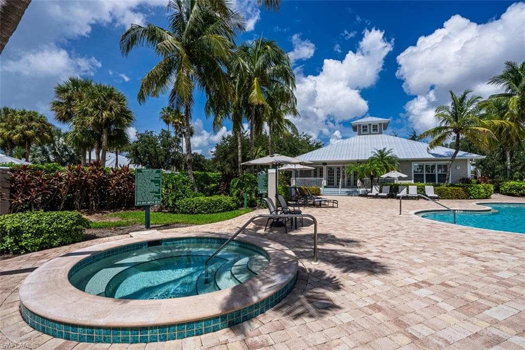 7885 Mahogany Run LN # 1512, NAPLES FL 34113-29