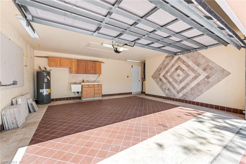 15028 Savannah DR, NAPLES FL 34119-34