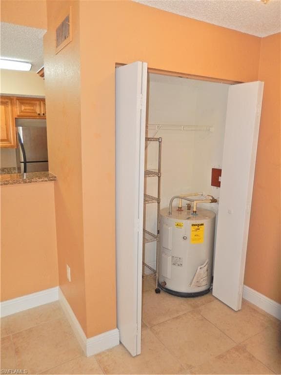 12571 Equestrian CIR # 902, FORT MYERS FL 33907-24