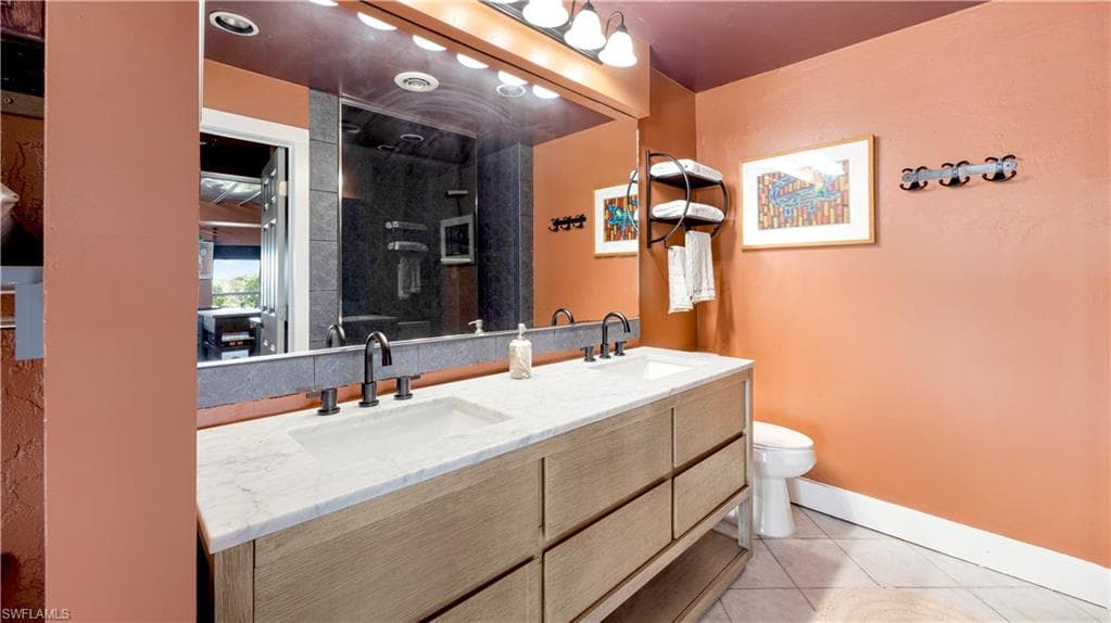 1307 Isabel DR-32