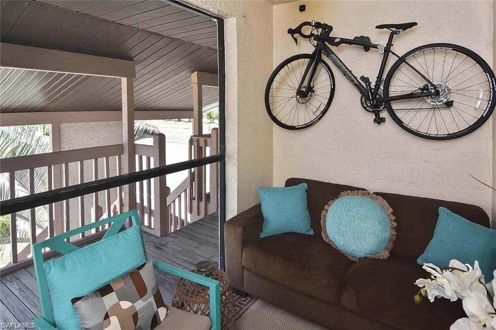 13134 Feather Sound DR # 409, FORT MYERS FL 33919-18