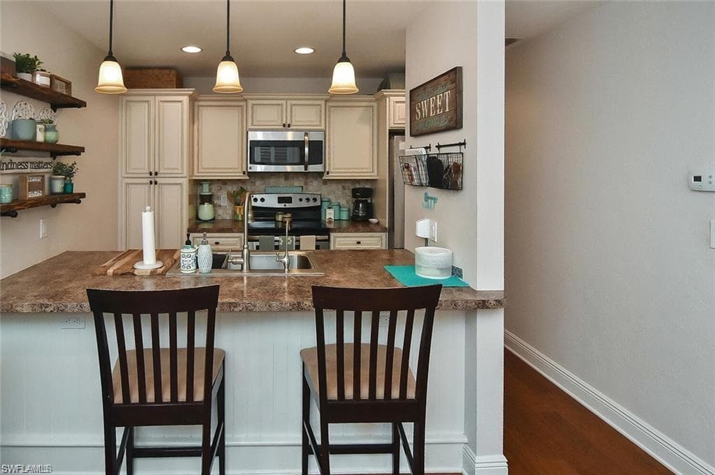 13134 Feather Sound DR # 409, FORT MYERS FL 33919-7