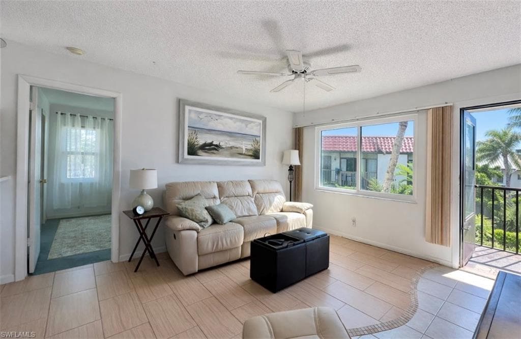 4293 27th CT SW # 203, NAPLES FL 34116-5