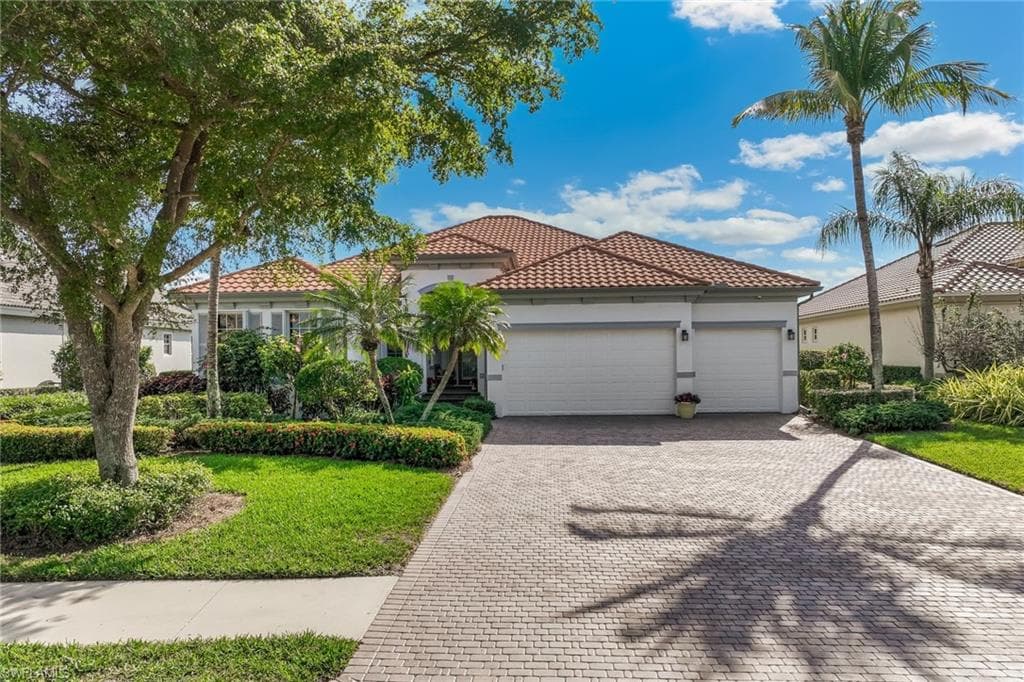 5683 Whispering Willow WAY, FORT MYERS FL 33908-1