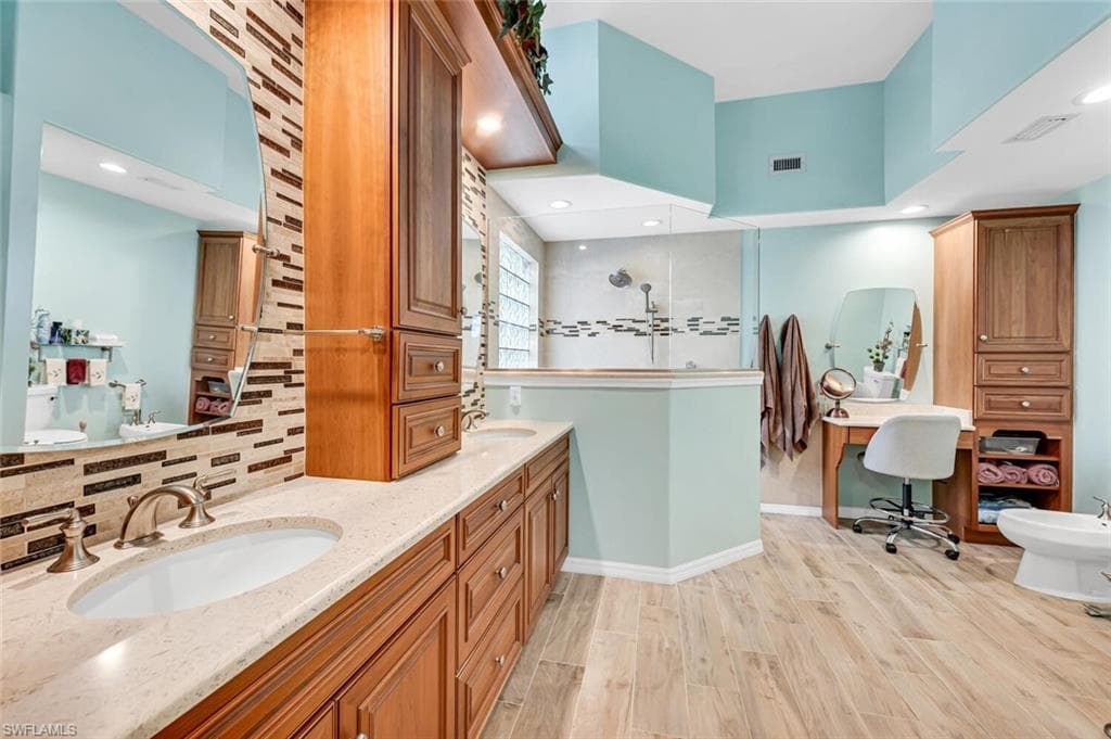 5735 Persimmon WAY, NAPLES FL 34110-11