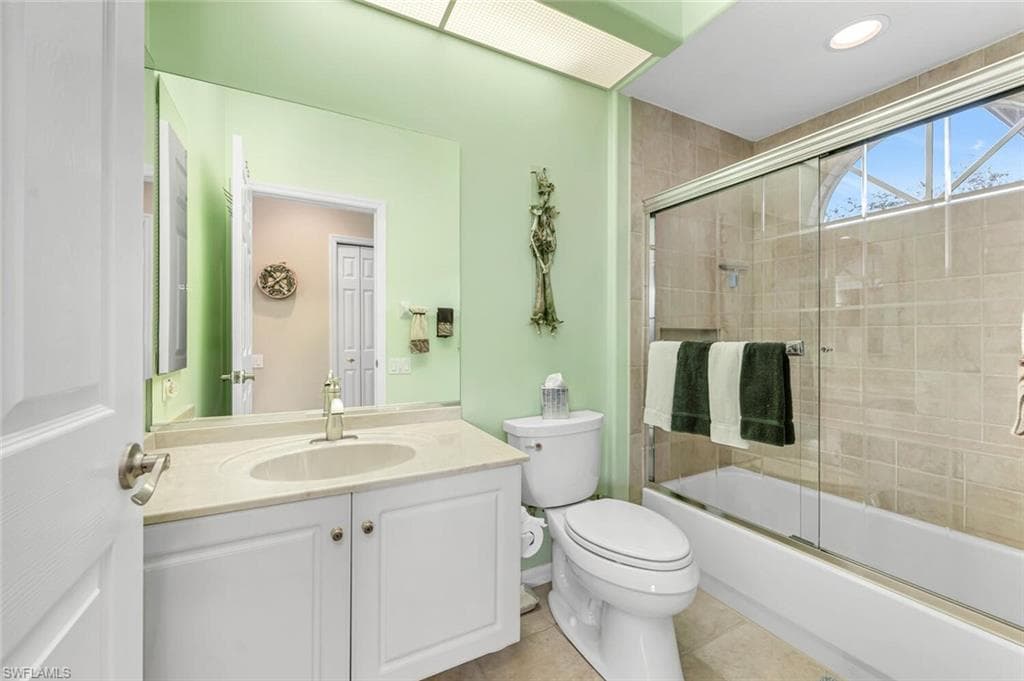 5735 Persimmon WAY, NAPLES FL 34110-17