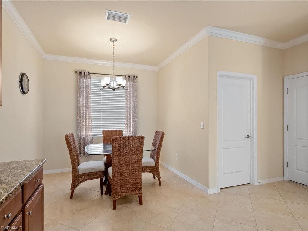 3827 Treasure Cove CIR, NAPLES FL 34114-7