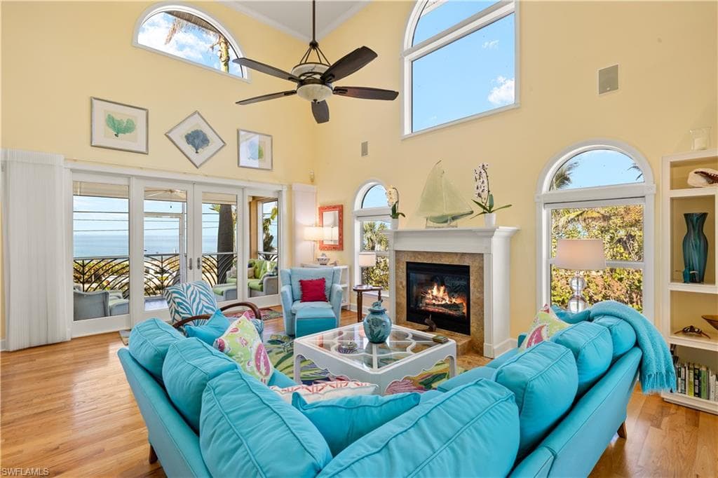 15899 Captiva DR-8