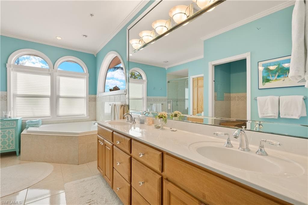15899 Captiva DR-20
