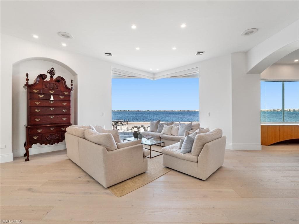 771 Cypress Lake CIR, FORT MYERS FL 33919-25