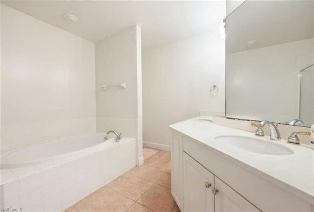 5630 Chelsey LN # 102, FORT MYERS FL 33912-10