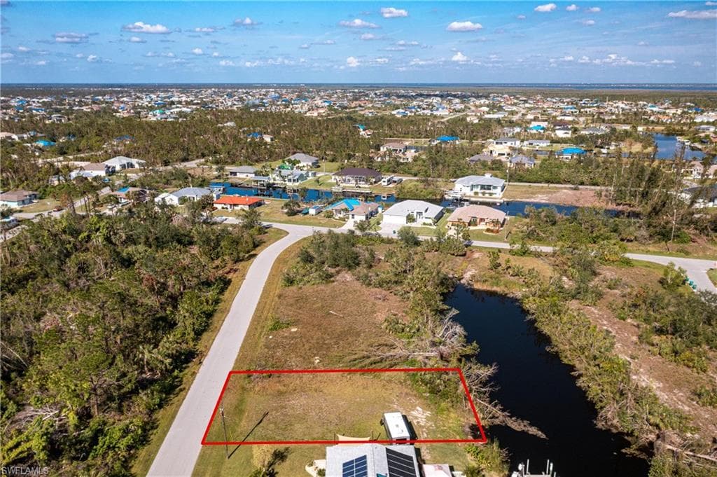 9582 Salt Lake ST, PORT CHARLOTTE FL 33981-5