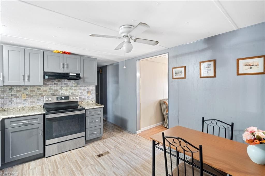 8405 Nault RD, NORTH FORT MYERS FL 33917-12