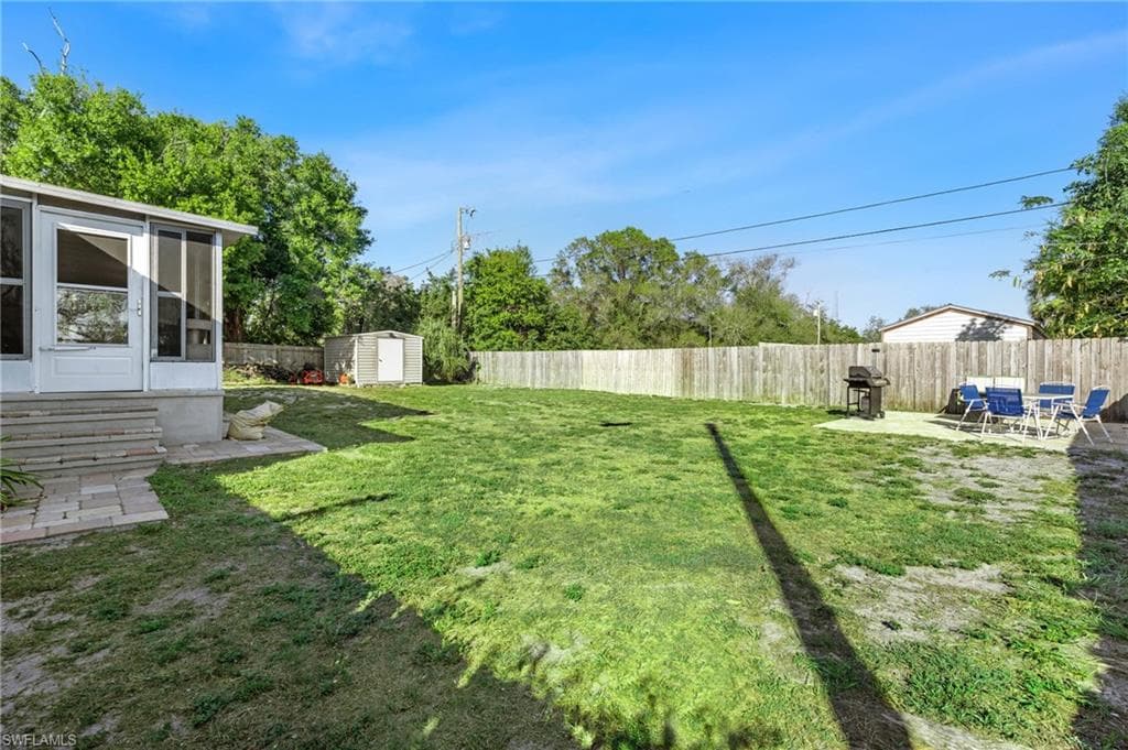 8405 Nault RD, NORTH FORT MYERS FL 33917-29