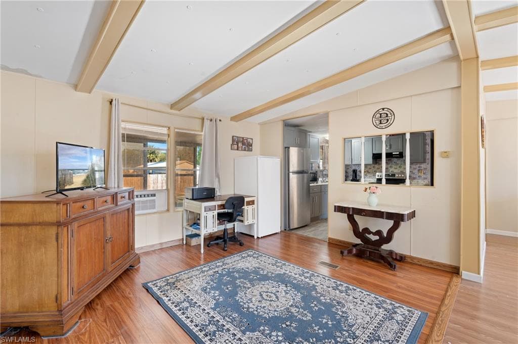 8405 Nault RD, NORTH FORT MYERS FL 33917-9