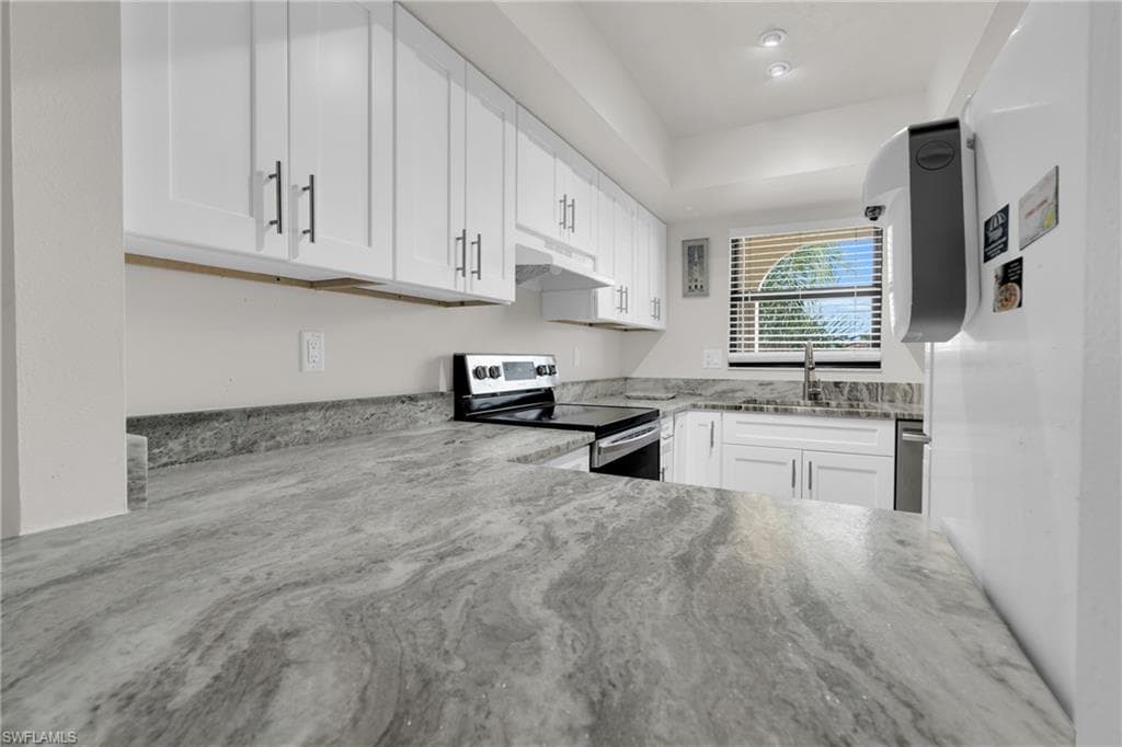 16361 Dublin CIR # 203, FORT MYERS FL 33908-4