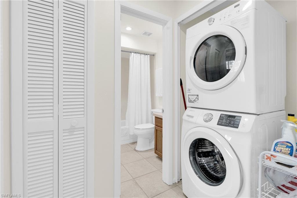 16361 Dublin CIR # 203, FORT MYERS FL 33908-9