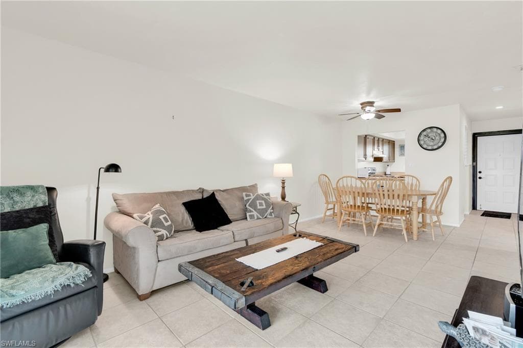 16361 Dublin CIR # 203, FORT MYERS FL 33908-17