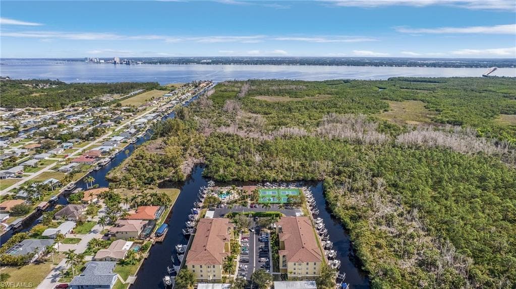 1797 Four Mile Cove PKWY # 1015, CAPE CORAL FL 33990-32