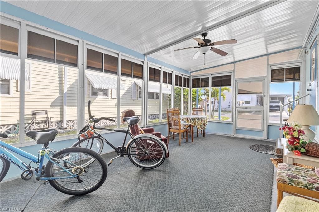 16045 Hibiscus WAY, NORTH FORT MYERS FL 33903-21