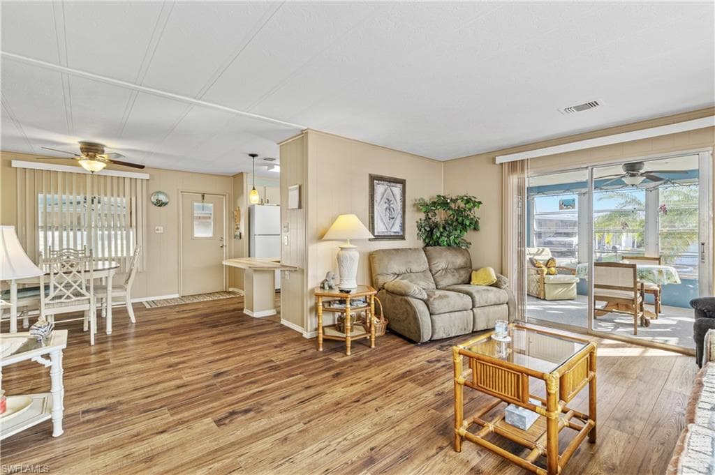 16045 Hibiscus WAY, NORTH FORT MYERS FL 33903-6