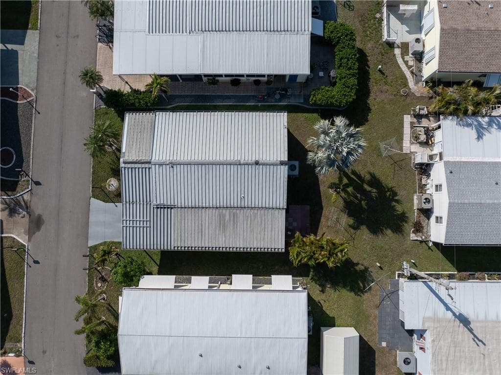 16045 Hibiscus WAY, NORTH FORT MYERS FL 33903-27