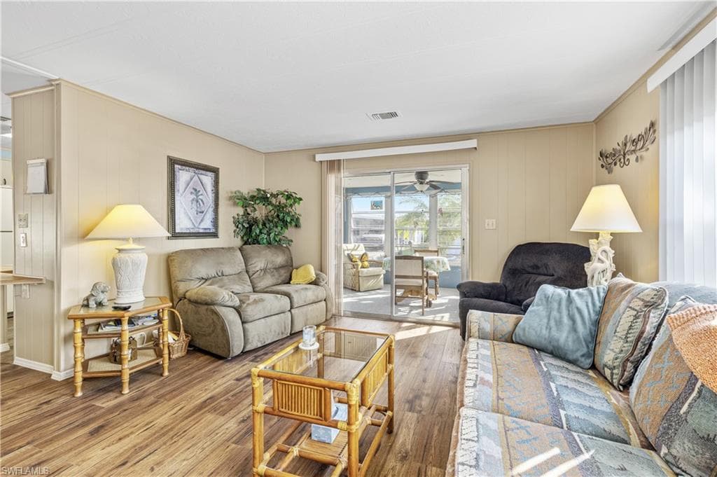 16045 Hibiscus WAY, NORTH FORT MYERS FL 33903-9