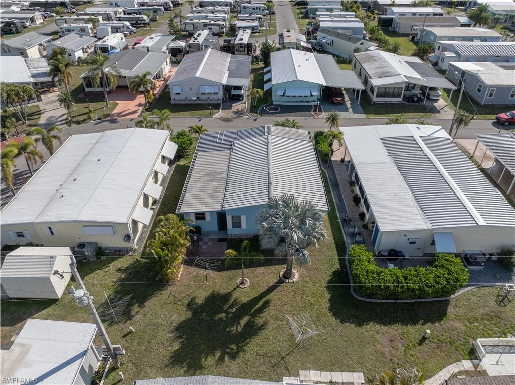 16045 Hibiscus WAY, NORTH FORT MYERS FL 33903-28