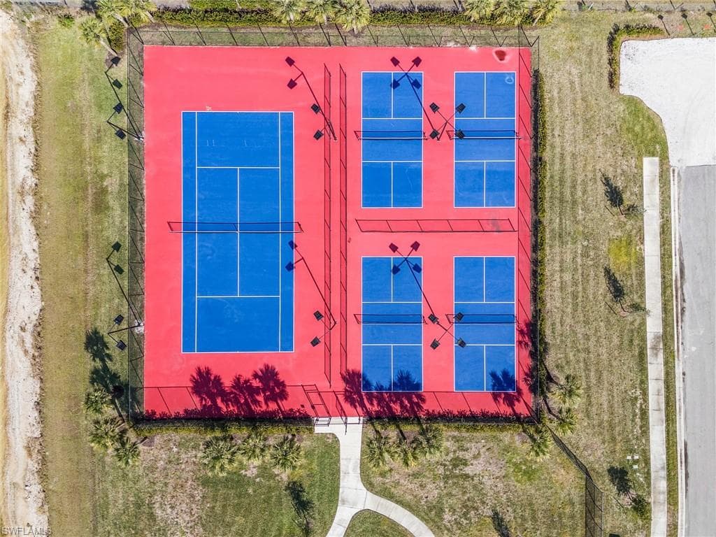 288 Spring Hill Lake LOOP, CAPE CORAL FL 33993-29