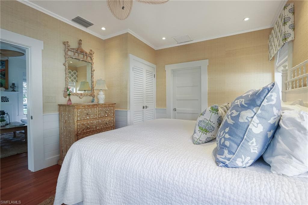 XXXX Eleventh AVE S, NAPLES FL 34102-14