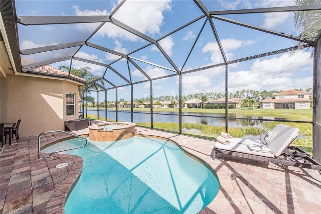 6559 Monterey PT, NAPLES FL 34105-11