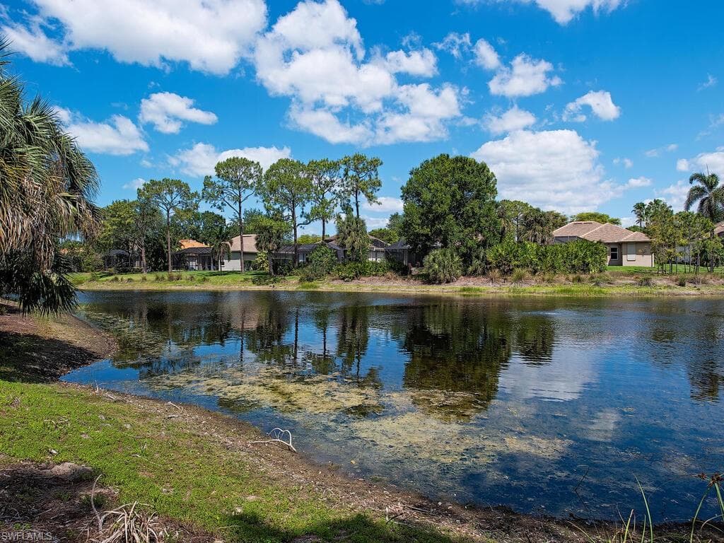 6431 Birchwood CT, NAPLES FL 34109-16