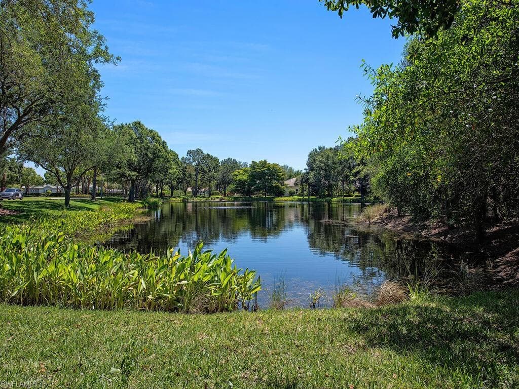 6431 Birchwood CT, NAPLES FL 34109-23