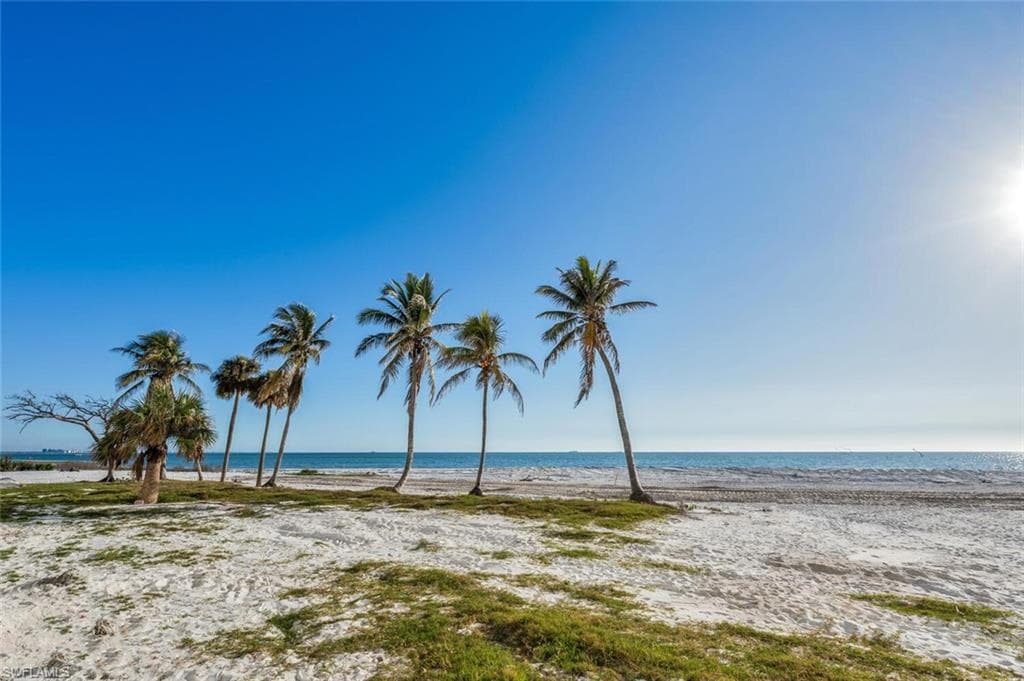 7930 Estero BLVD # 104, FORT MYERS BEACH FL 33931-25