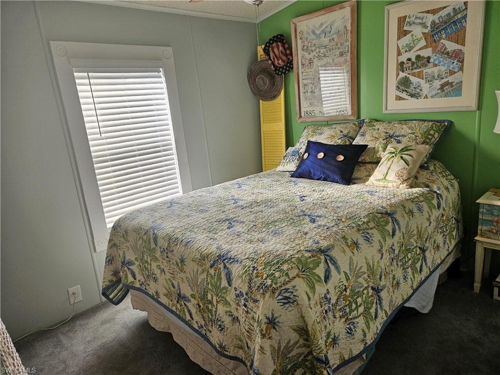 14 Peridot AVE, NAPLES FL 34114-23