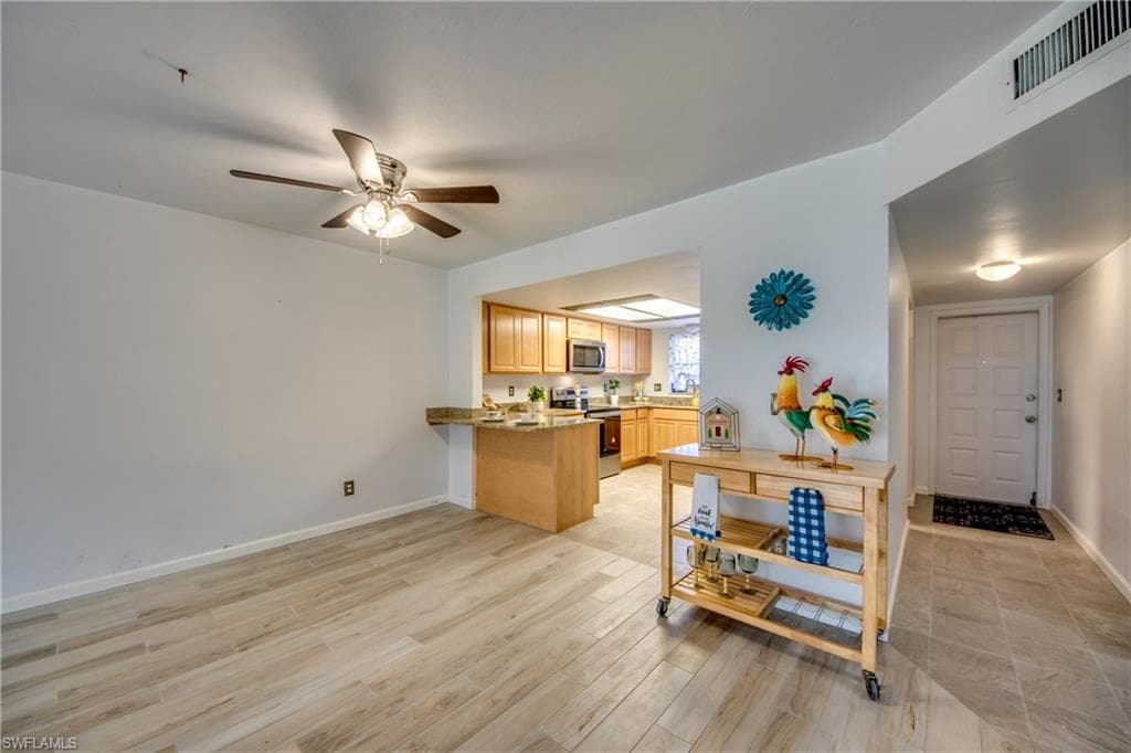 15350 Moonraker CT # 304, NORTH FORT MYERS FL 33917-6