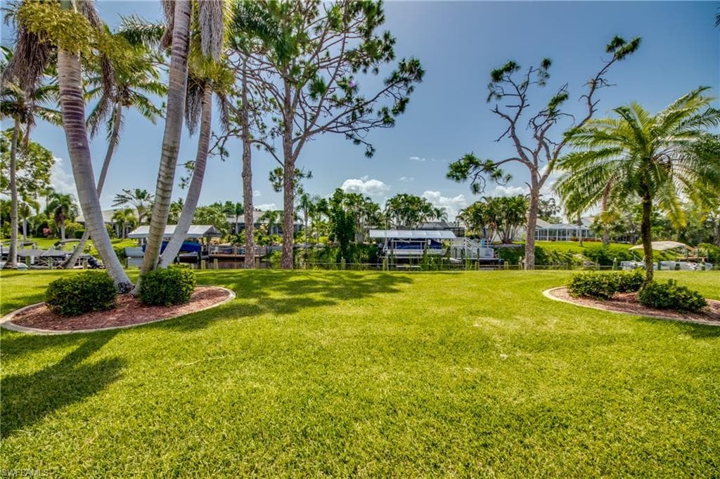 15350 Moonraker CT # 304, NORTH FORT MYERS FL 33917-29