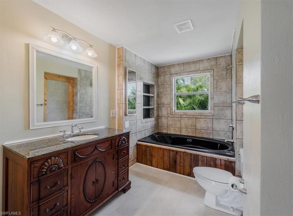 10925 Russell RD-22