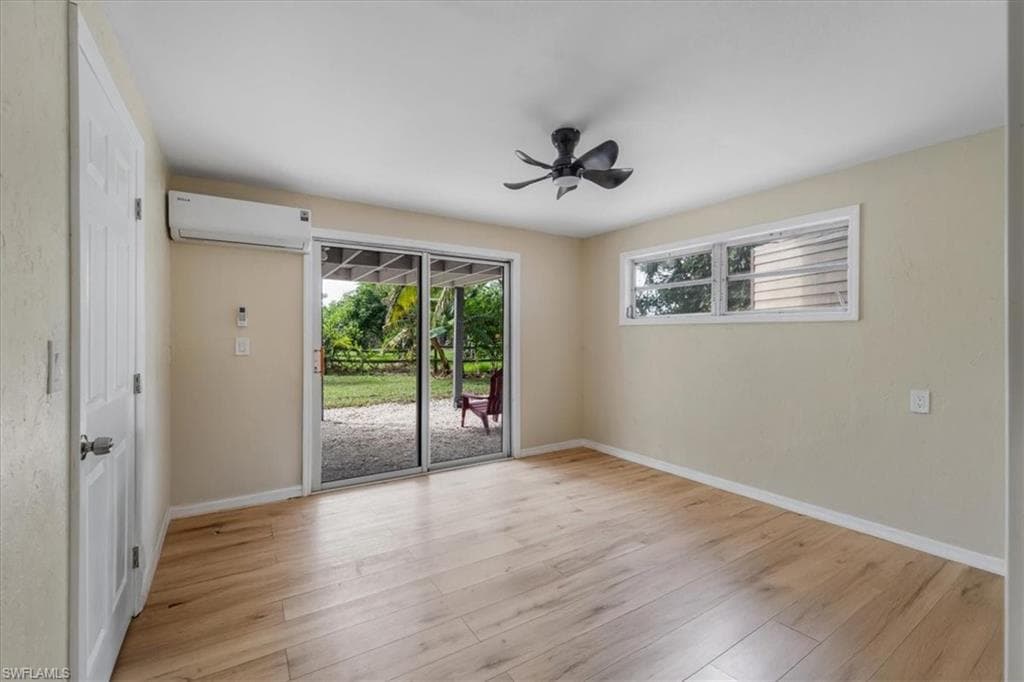 10925 Russell RD-41