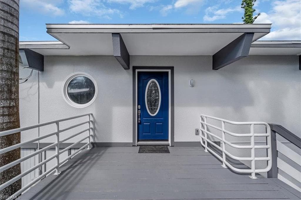 10925 Russell RD-6