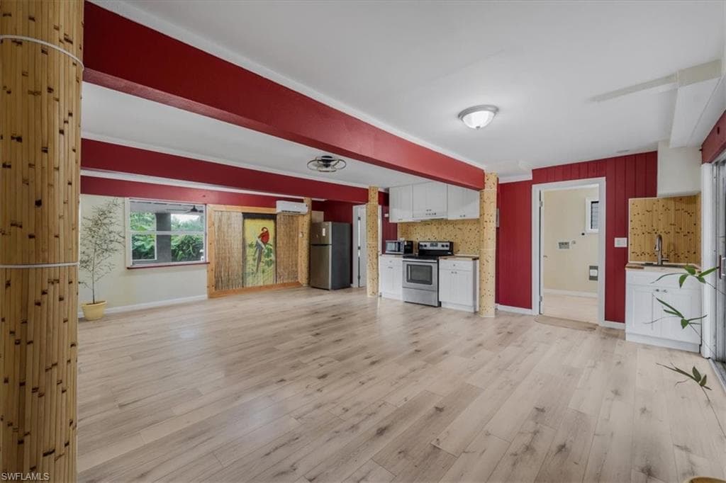 10925 Russell RD-29