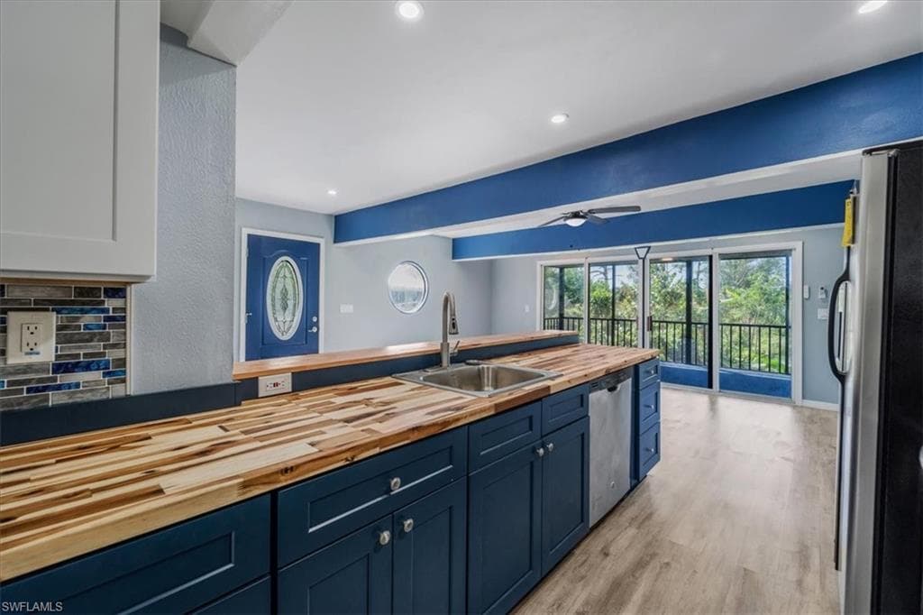 10925 Russell RD-13