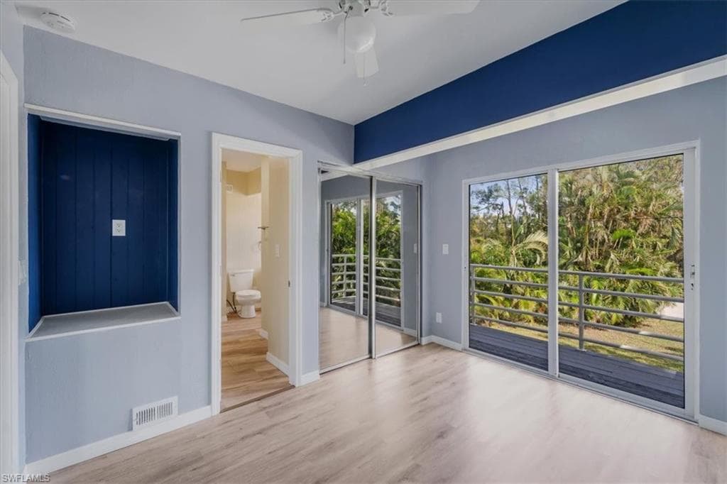 10925 Russell RD-14