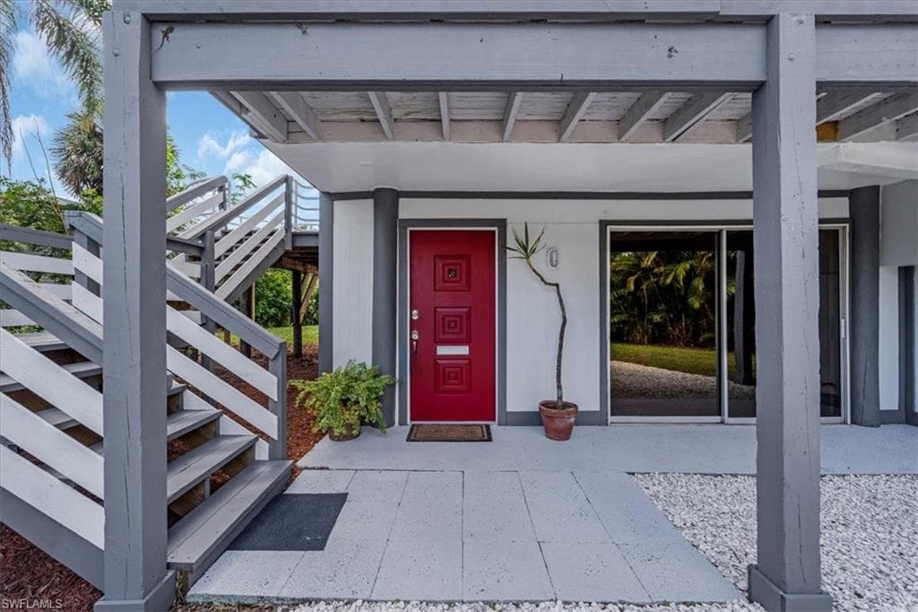 10925 Russell RD-28